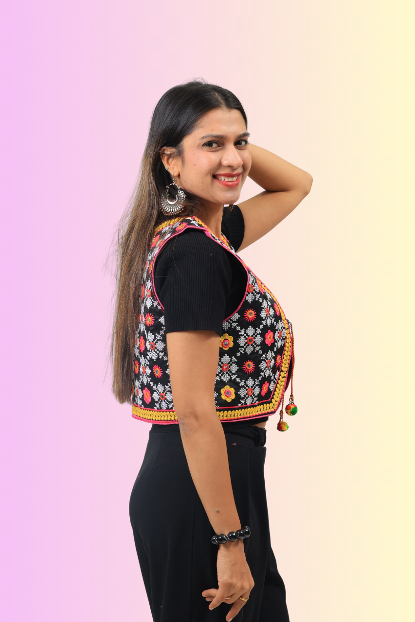 Ethnic Gujarati Embroidered Mirror Koti – Women’s Traditional Navratri Jacket